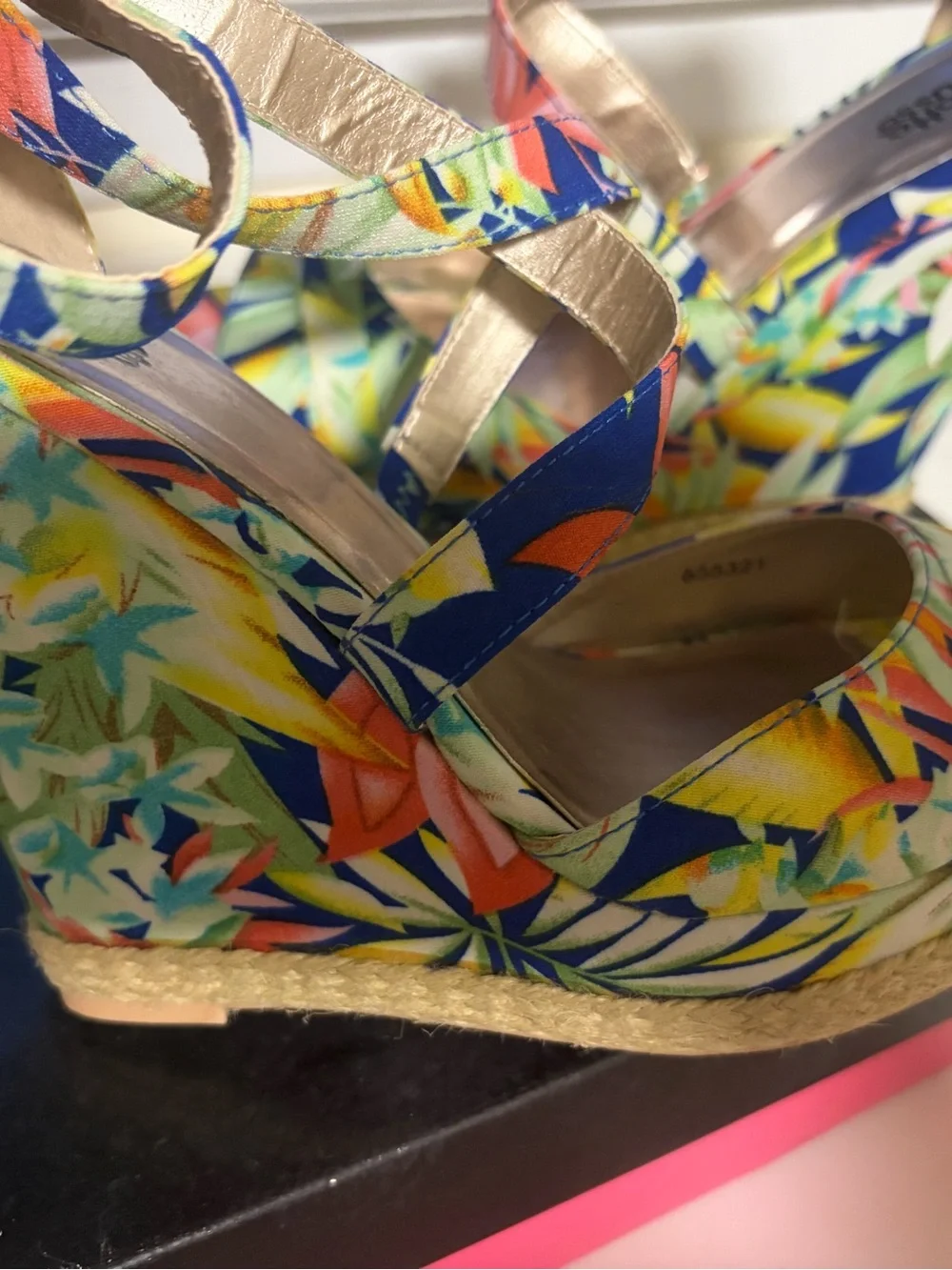 Women's Floral Espadrille Wedge Sandals - Multicolor